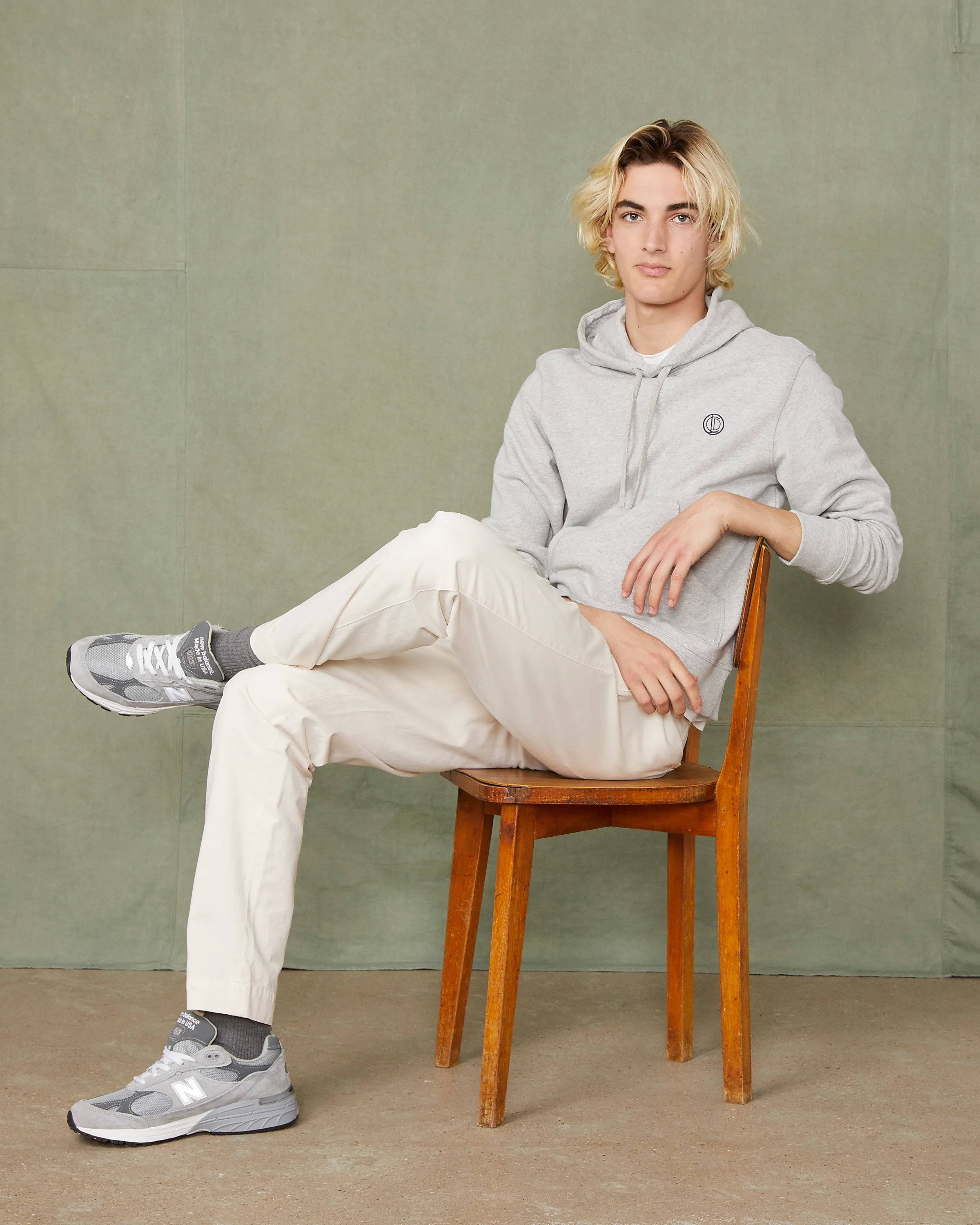 Hoodie sweatshirt - Image 11